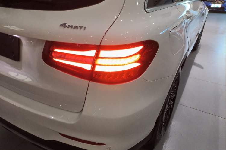 Used Mercedes-Benz GLC 2018 GLC 260 4MATIC Dynamic Edition