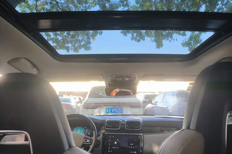 Used Lynk & Co 02 2018 1.5T DCT Two-Wheel Drive Zhaopu Version China V Standard
