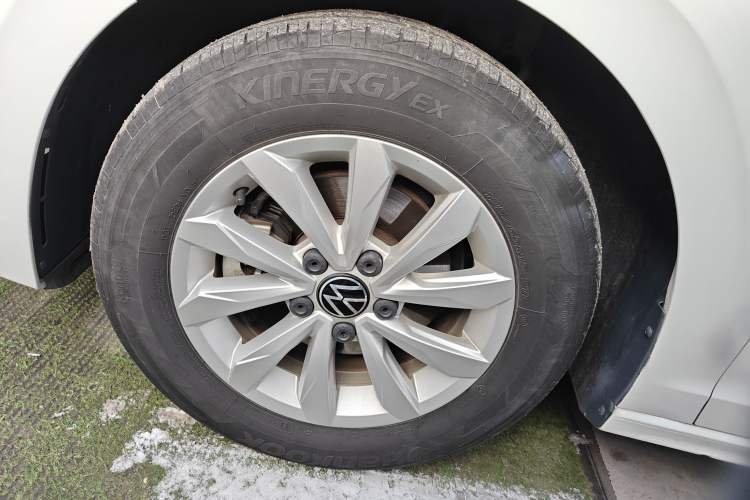 Used Volkswagen Bora 2021 1.5L Manual Fashion Smart Connect Edition