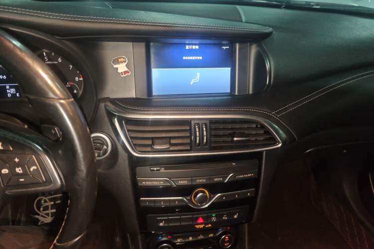 Used Infiniti QX30 2017 1.6T Two-Wheel-Drive Sport Edition