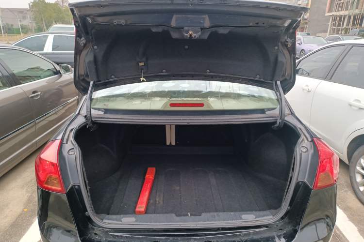 Used Buick Excelle 2015 1.5L Automatic Classic Model
