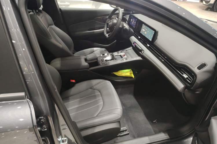 Used GAC Trumpchi EMPOW 2024 270T DCT Yingbao S Edition
