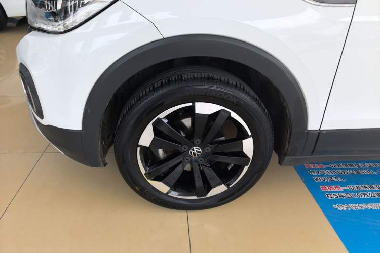 Used Volkswagen Tacqua 2023 200TSI DSG Joy-Connect Edition
