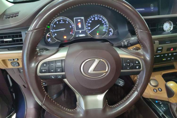 Used Lexus ES 2015 200 Elite Edition