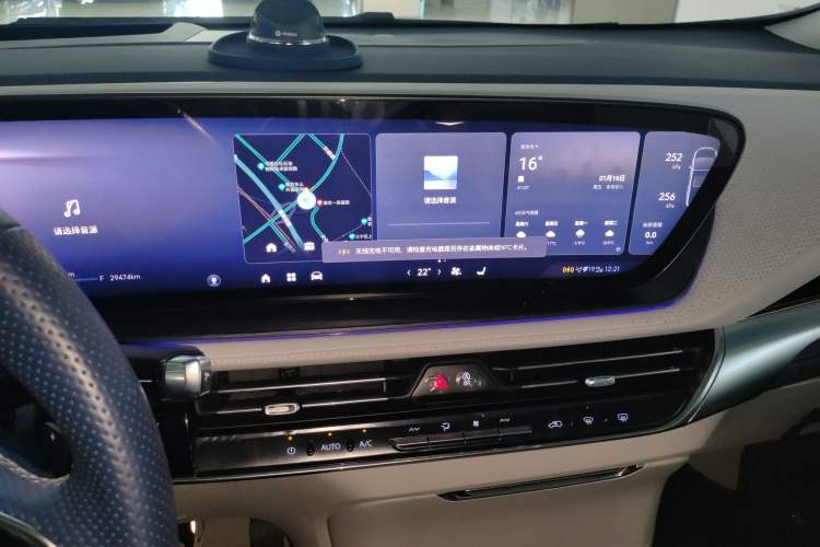 Used Buick Century 2023 2.0T Seven-Seater Yinshi Edition
