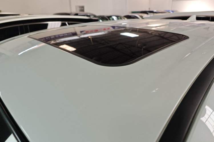 Used Toyota RAV4 2020 Dual-Engine 2.5L E-CVT 4x4 Elite PLUS Edition
