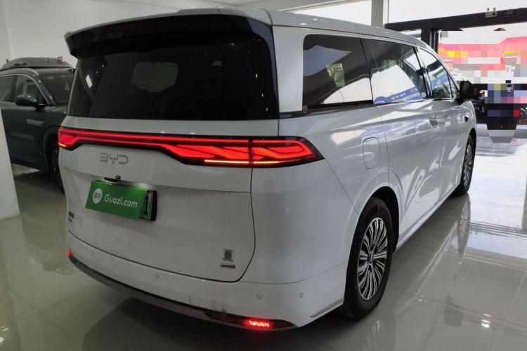 Used BYD Xia 2025 DM-i 1.5T 180km Excellence Model

