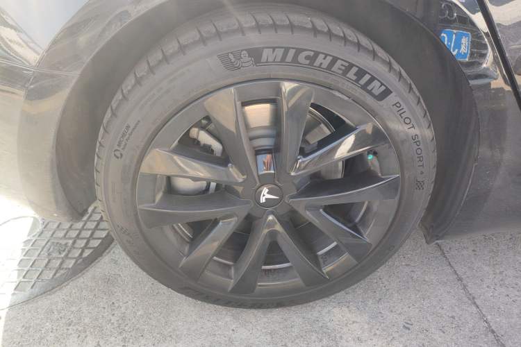 Used Tesla Model 3 2022 Rear-Wheel-Drive Version
