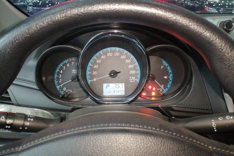 Used Toyota YARiS L 2017 1.5E CVT Dynamic Edition
