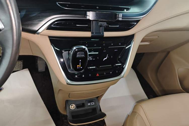 Used Buick GL8 2020 ES Land Cruiser 653T Luxury Edition
