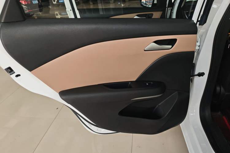 Used Chevrolet Monza 2022 320 Automatic Enjoyment Sunroof Version
