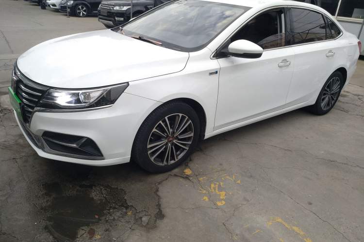 Used Roewe i6 2020 PLUS 1.6L CVT 4G Connected Glory Flagship Edition
