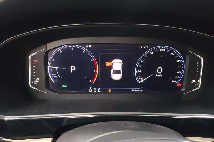 Used Volkswagen Passat 2019 330TSI Luxury Edition China VI Standard
