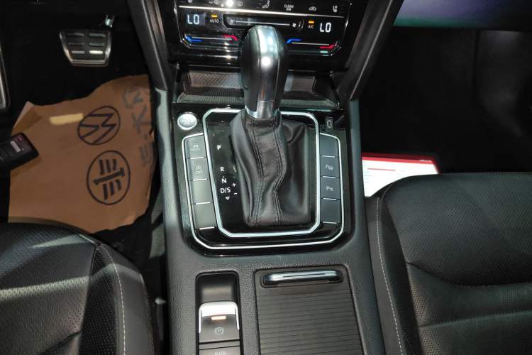 Used Volkswagen FAW-Volkswagen CC 2023 380TSI Striking Edition
