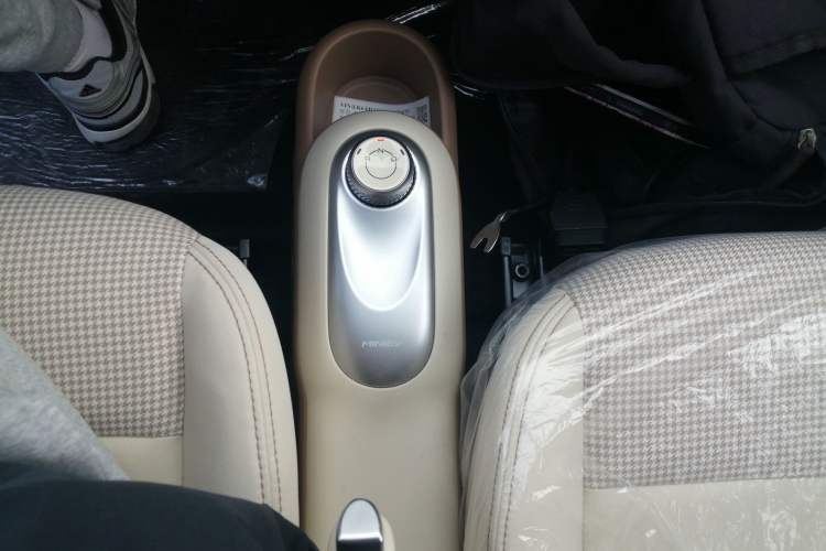 Used Wuling Hongguang MINIEV 2025 Four-Door Version Advanced Edition