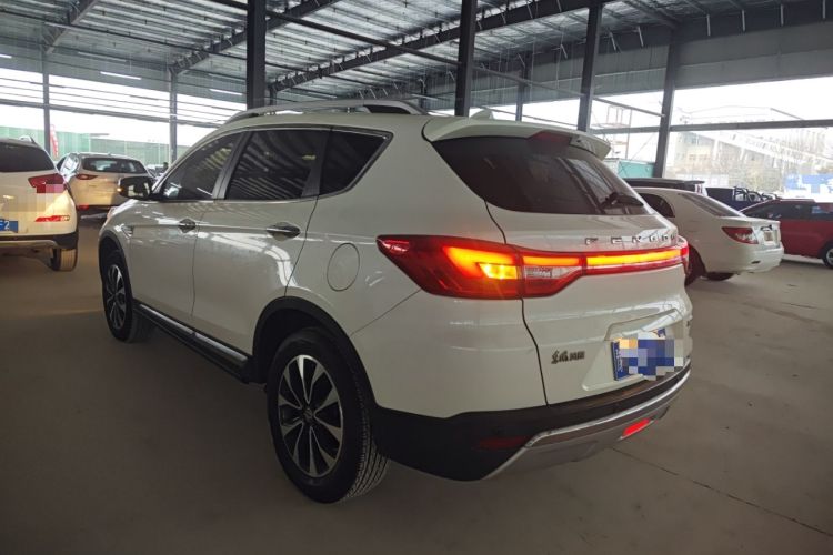 Used Dongfeng Fengdu MX5 2016 1.4T Manual Luxury Edition
