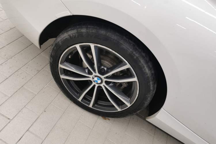 Used BMW 2 Series (Import) 2018 220i Sport Design Package
