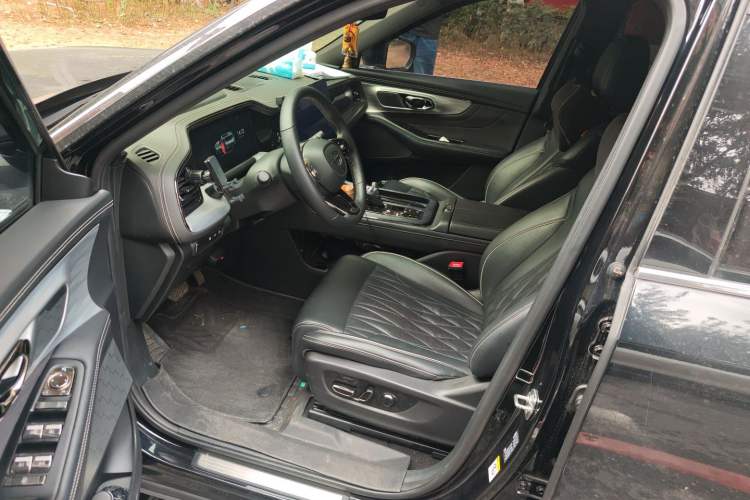 Used GAC Trumpchi GS8 2022 Double-Energy Series 2.0TM Four-Wheel Drive Premium Edition (7 Seats)