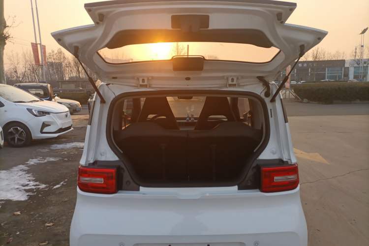 Used Wuling Hongguang MINIEV 2022 Macaron Fashion Model Lithium Iron Phosphate
