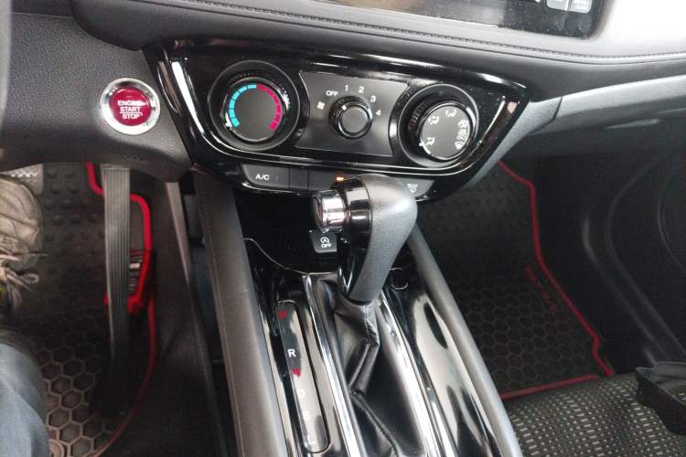 Used Honda Vezel 2017 1.8L CVT Front-Wheel Drive Pioneer Edition
