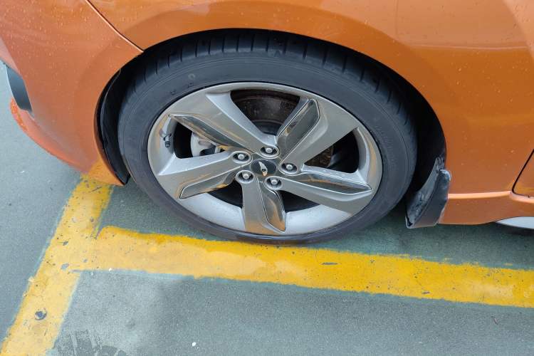 Used Hyundai Veloster 2012 1.6T Automatic Luxury Edition
