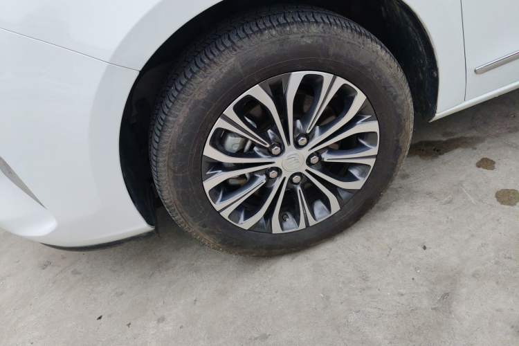 Used Buick GL8 2022 Land Business Class 652T Luxury Model
