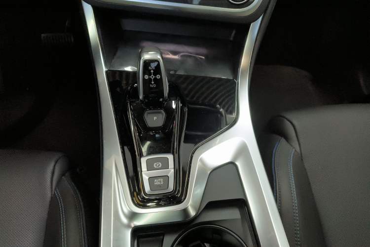 Used Lynk & Co 01 2019 2.0T Two-Wheel Drive Zhaopu Version China VI Standard
