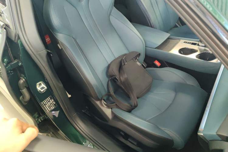 Used MG 7 2023 2.0T Automatic Hunter Luxury Edition
