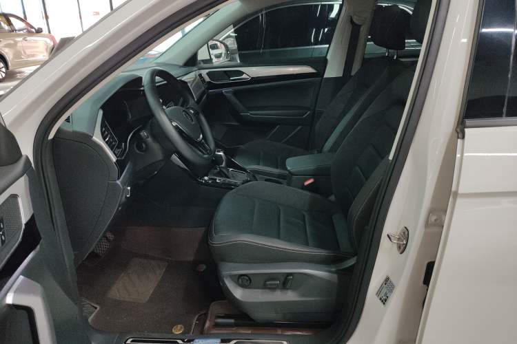 Used Volkswagen Tayron 2021 330TSI Two-Wheel Drive Luxury Smart Connectivity Version