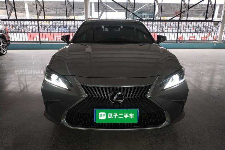 Used Lexus ES 2020 200 Excellence Edition