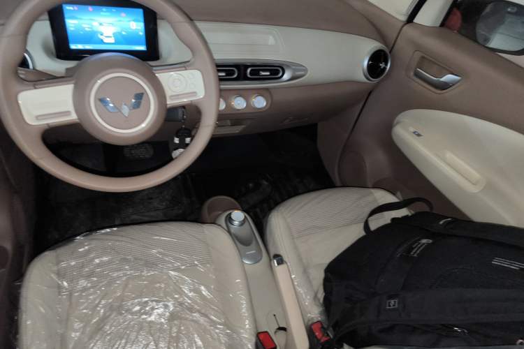 Used Wuling Hongguang MINIEV 2025 Four-Door Version Advanced Edition