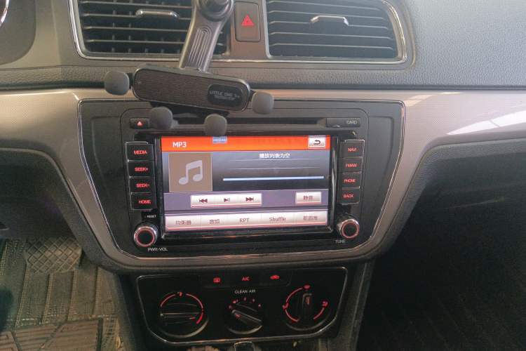 Used Volkswagen Gran Lavida 2015 1.6L Automatic Comfort Edition