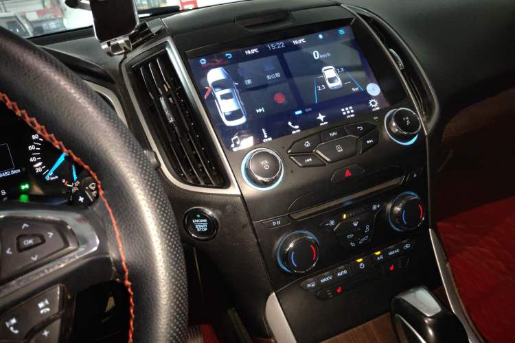 Used Ford Edge 2018 Facelifted EcoBoost 245 Two-Wheel-Drive Platinum Edition 5 Seats China V Emission Standard
