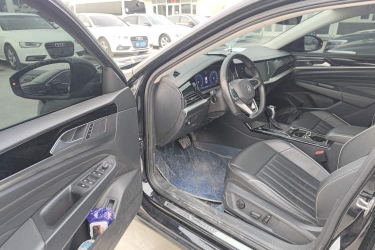 Used Volkswagen Passat 2022 330TSI Starry Elite Edition
