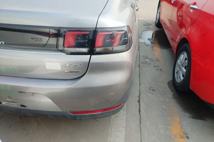 Used Peugeot 308 2016 1.6L Automatic Fashion Edition
