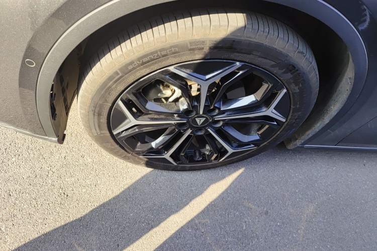 Used  L07 2025 230 Ultra with DeepBlue Intelligent Driving AD PRO Extended-Range Version
