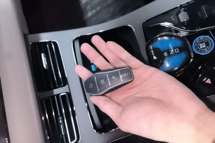 Used BYD Han 2025 DM-i Intelligent Driving Edition 125KM LiDAR Flagship Model