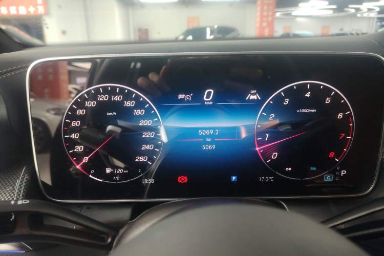 Used Mercedes-Benz GLC Coupe 2024 GLC 260 4MATIC Coupe SUV