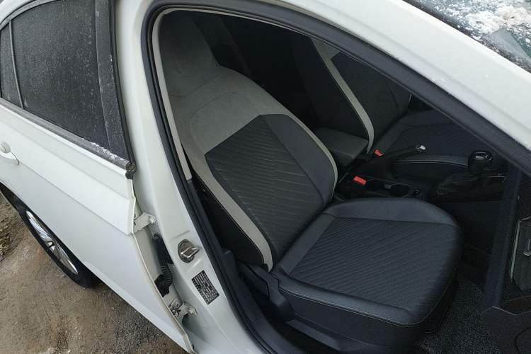 Used Volkswagen Lavida 2023 New Rui 1.5L Automatic New Yi Edition
