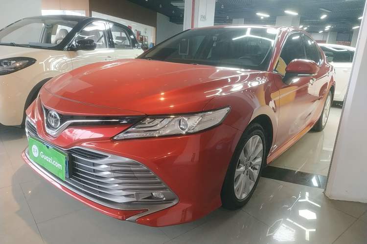Used Toyota Camry 2018 2.0G Luxury Edition
