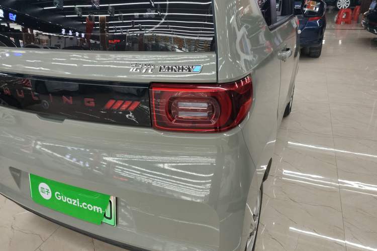 Used Wuling Hongguang MINIEV 2021 Macaron Premium Model – Lithium Iron Phosphate
