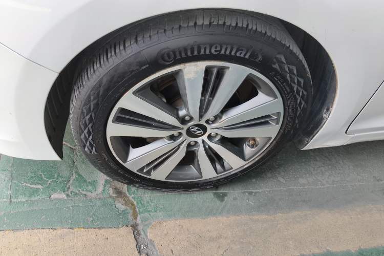 Used Hyundai Mistra 2014 1.8L Automatic Deluxe DLX Model
