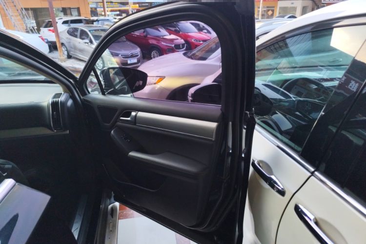 Used BYD Tang 2018 2.0T Automatic Smart Connect Prestige 7-Seater China V Standard
