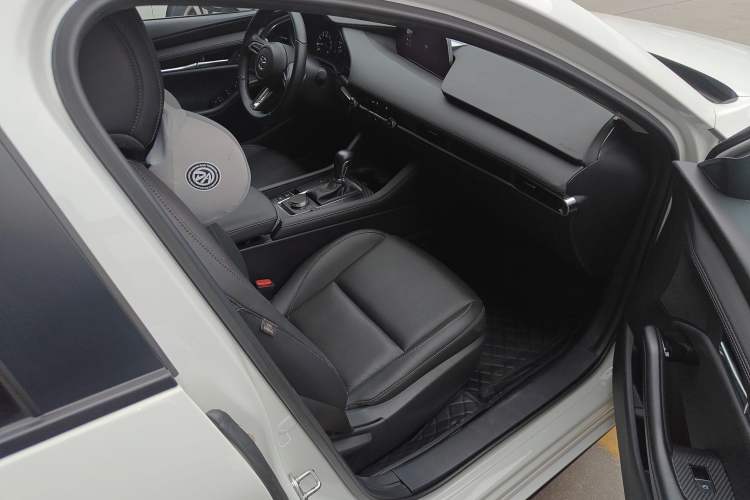 Used Mazda Mazda 3 Axela 2023 2.0L Automatic Zhiya Edition
