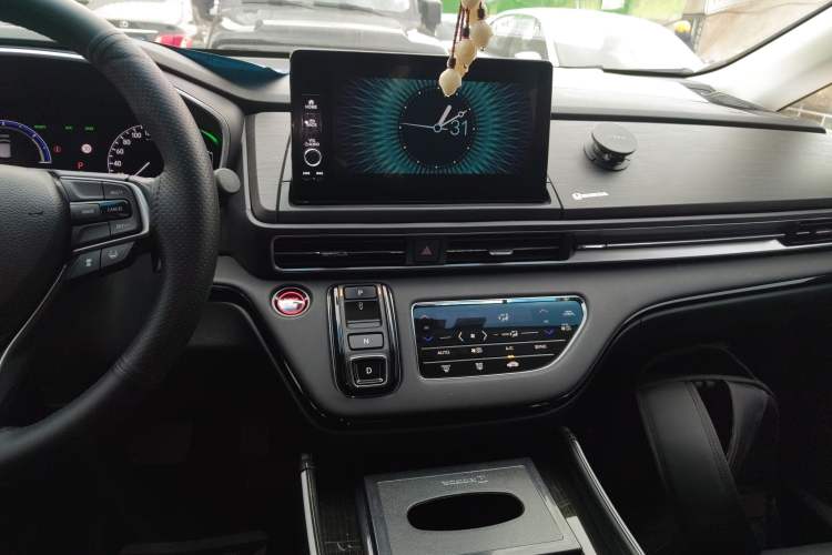 Used Honda Elysion 2022 2.0L eHEV Luxury Edition
