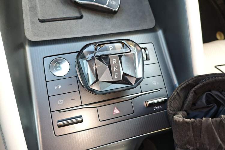 Used BYD Song L EV 2025 662 km Advanced Intelligent Driving Version