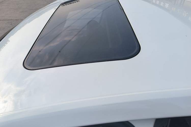 Used Volkswagen Bora 2016 1.6L manual Comfort trim level