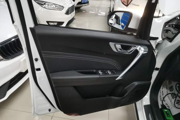 Used Geely Auto Vision X3 2019 Upgraded Model 1.5L CVT Prestige Version
