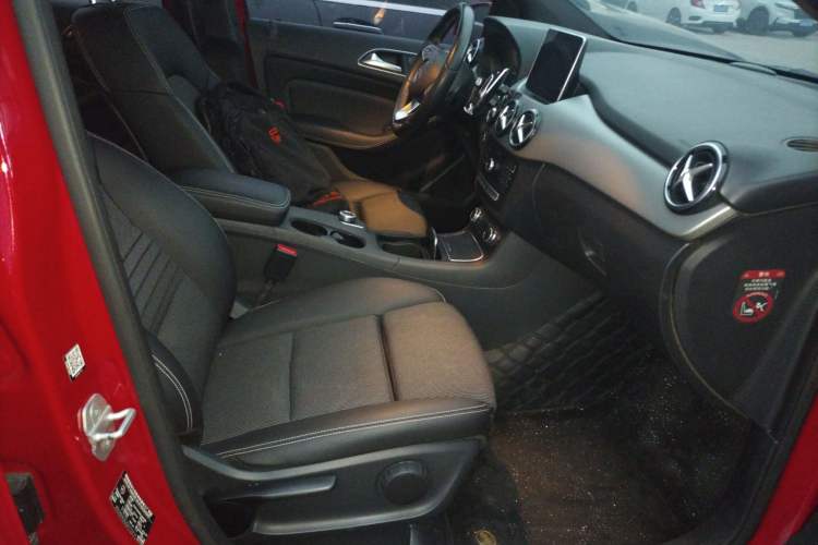 Used Mercedes-Benz B-Class 2015 B 200 Sport Edition
