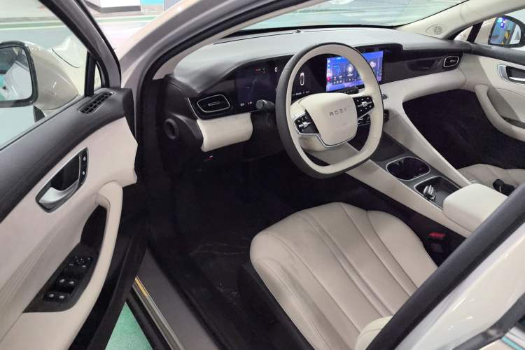 Used Roewe D7 2025 DMH 125km World Champion Excellence Edition